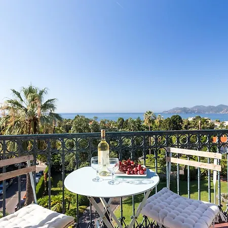 Claire Deluxe شقة *