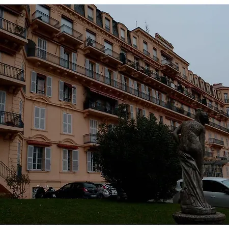 Claire Deluxe Cannes
