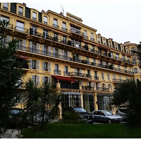 Claire Deluxe Appartement