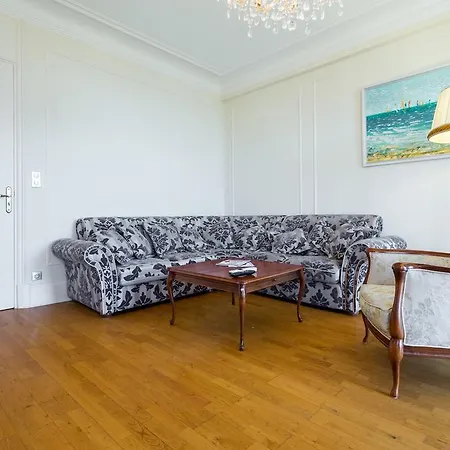 Claire Deluxe Апартаменты *