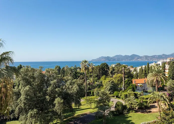 Claire Deluxe Lejlighed *