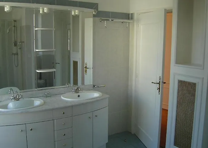 Claire Deluxe * Cannes